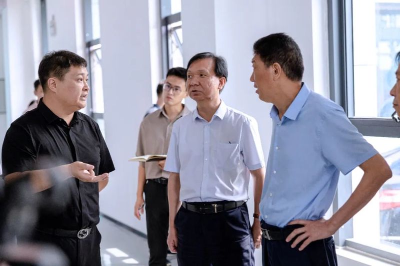 卓一簡訊丨熱烈歡迎“新鄉(xiāng)市政協(xié)”、“衛(wèi)輝政協(xié)”考察團一行蒞臨卓一牧業(yè)考察調(diào)研！